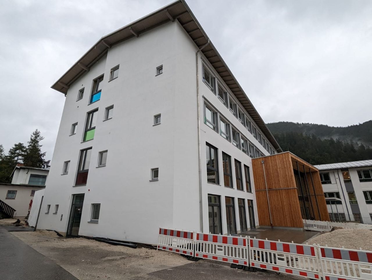 Fassadenarbeiten an einem Objekt in der Region